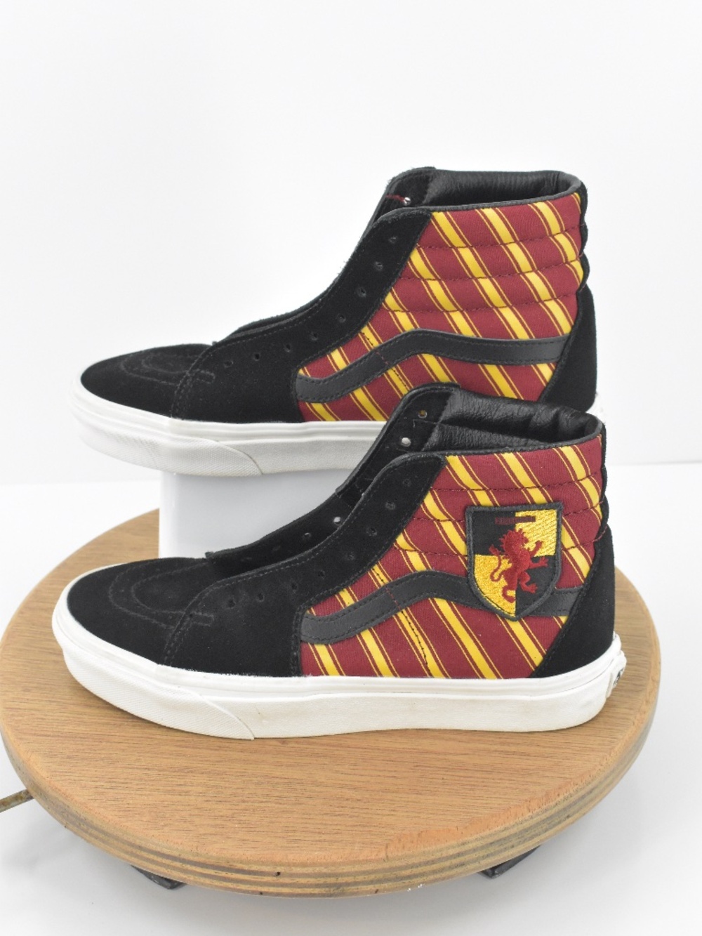Potter Gryffindor Sk8-Hi Suede High Top Sneakers Women's 8 Men's 6.5
